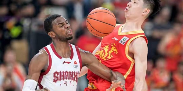开云官网-山西男篮92-90广厦 大比分1-0领先 巴里-布朗35分